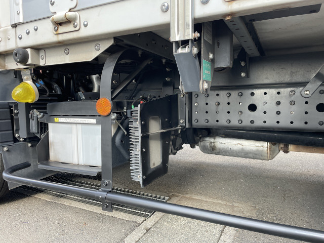 三菱ふそう キャンター 小型 アルミウィング TPG-FEA50(95810) 8枚目