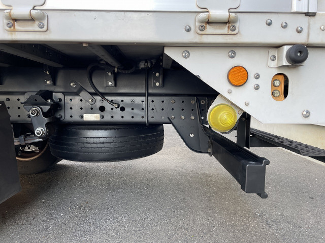 三菱ふそう キャンター 小型 アルミウィング TPG-FEA50(95810) 9枚目