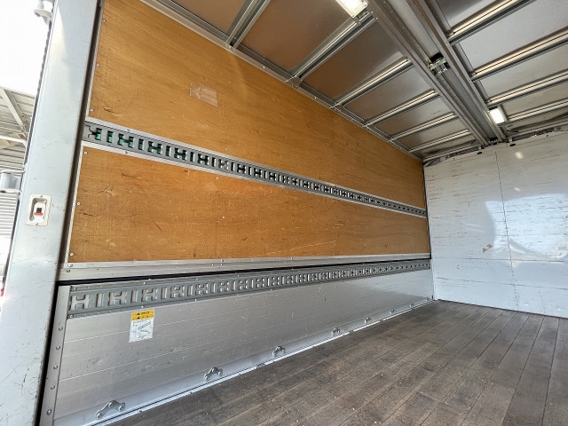 三菱ふそう キャンター 小型 アルミウィング TPG-FEA50(95810) 22枚目