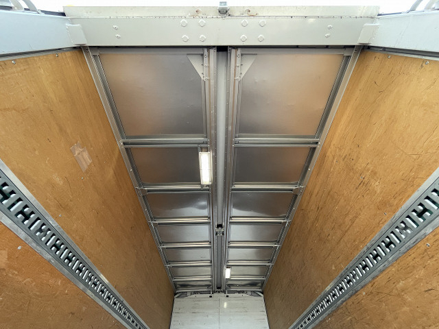 三菱ふそう キャンター 小型 アルミウィング TPG-FEA50(95810) 25枚目