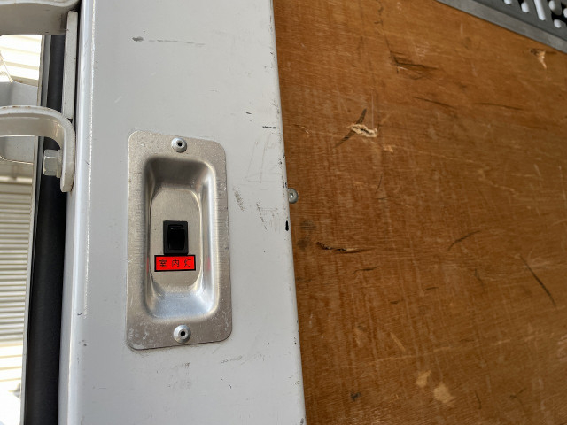 三菱ふそう キャンター 小型 アルミウィング TPG-FEA50(95810) 27枚目