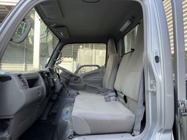 トヨタ トヨエース 小型 平ボディ LDF-KDY281(95811) 32枚目