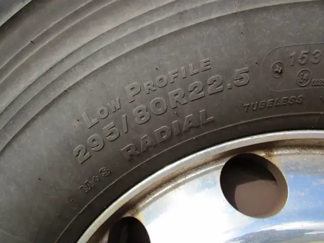 ボルボ 小型 トラクタ（シングル） 2DG-KA2TEA2(95901) 27枚目