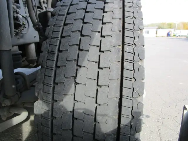 ボルボ 小型 トラクタ（シングル） 2DG-KA2TEA2(95901) 28枚目