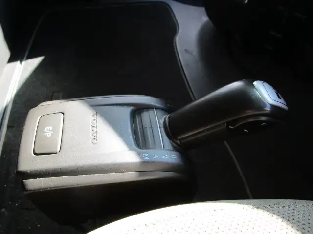 ボルボ 小型 トラクタ（シングル） 2DG-KA2TEA2(95901) 36枚目