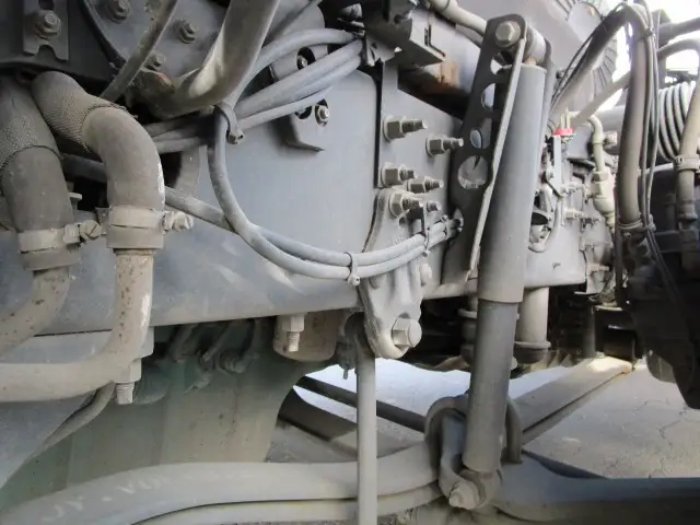 ボルボ 小型 トラクタ（シングル） 2DG-KA2TEA2(95901) 49枚目