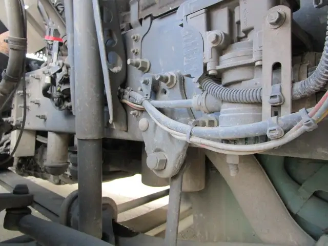 ボルボ 小型 トラクタ（シングル） 2DG-KA2TEA2(95901) 50枚目