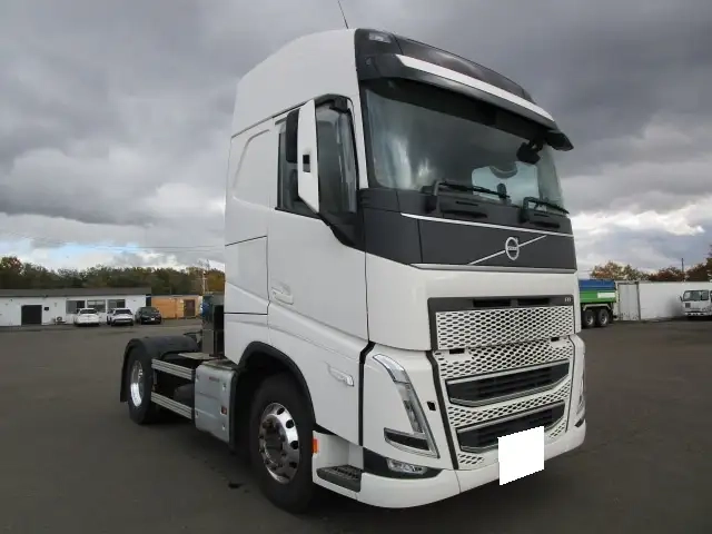 ボルボ 小型 トラクタ（シングル） 2KG-4K2TEA1(95903) 3枚目