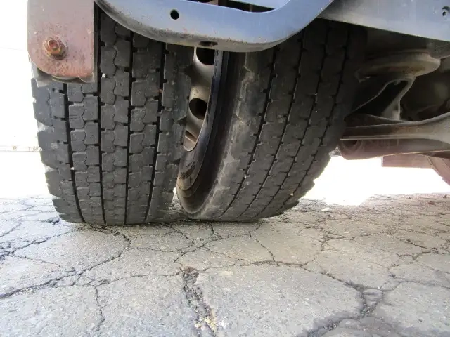 ボルボ 小型 トラクタ（シングル） 2KG-4K2TEA1(95903) 26枚目