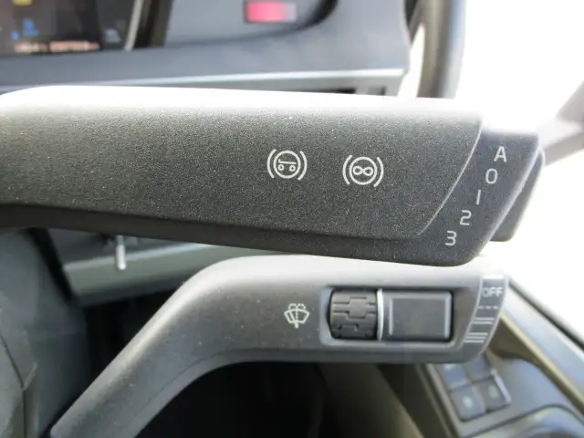 ボルボ 小型 トラクタ（シングル） 2KG-4K2TEA1(95903) 32枚目