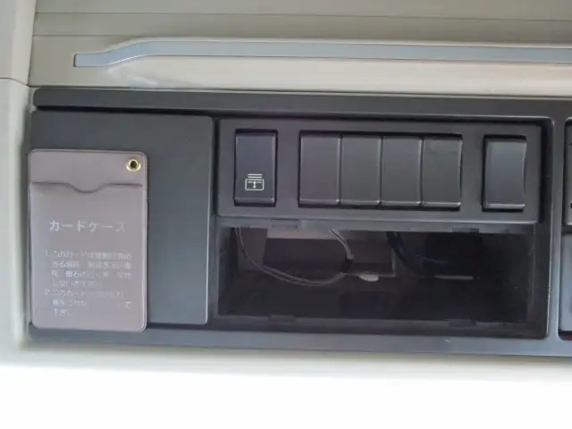 ボルボ 小型 トラクタ（シングル） 2KG-4K2TEA1(95903) 38枚目