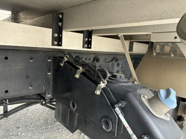 Mitsubishi Fuso fighter 6studs large Freezer box_body 2KG-FK65FY(108920) 27枚目