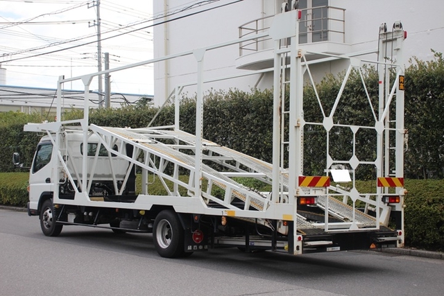 三菱ふそう キャンター 中型 車載専用車 2PG-FEC90(95910) 4枚目