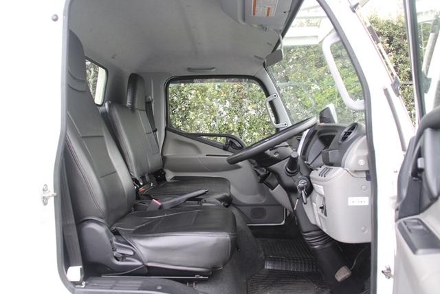 三菱ふそう キャンター 中型 車載専用車 2PG-FEC90(95910) 6枚目