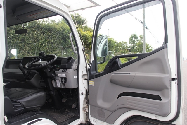三菱ふそう キャンター 中型 車載専用車 2PG-FEC90(95910) 7枚目