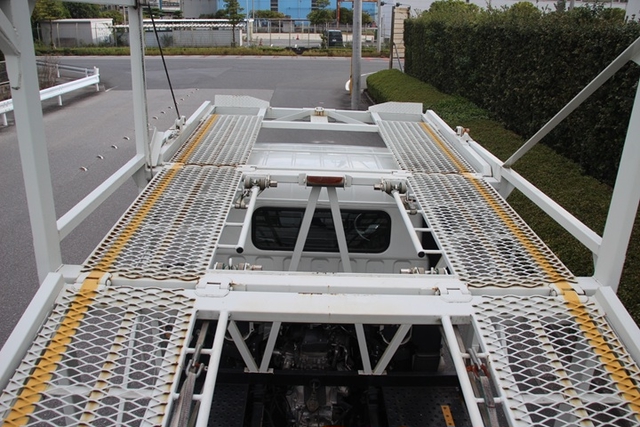 三菱ふそう キャンター 中型 車載専用車 2PG-FEC90(95910) 16枚目