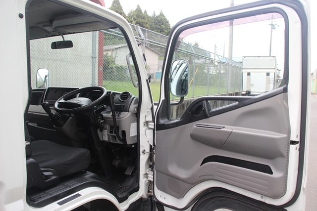 三菱ふそう キャンター 小型 土砂ダンプ TPG-FBA60(95926) 9枚目