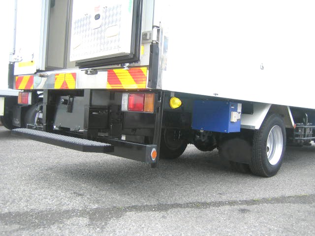 いすゞ エルフ 小型 冷凍冷蔵バン TPG-NPR85AN(95938) 14枚目