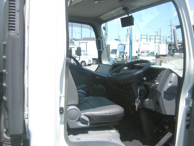 いすゞ エルフ 小型 冷凍冷蔵バン TRG-NPR85AN(95939) 24枚目