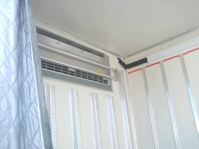 いすゞ エルフ 小型 冷凍冷蔵バン 2RG-NPR88AN(95940) 14枚目