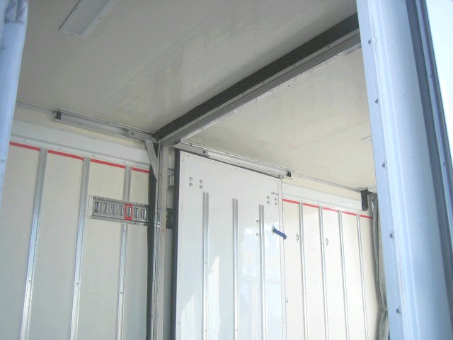 いすゞ エルフ 小型 冷凍冷蔵バン 2RG-NPR88AN(95940) 13枚目