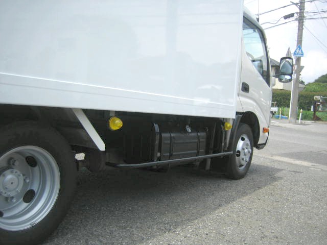 日野 デュトロ 小型 冷凍冷蔵バン TKG-XZC645M(95941) 17枚目