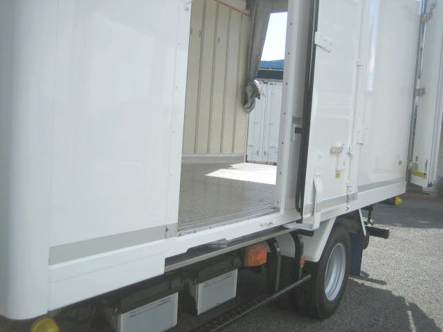 いすゞ エルフ 小型 冷凍冷蔵バン 2RG-NPR88AN(95942) 11枚目
