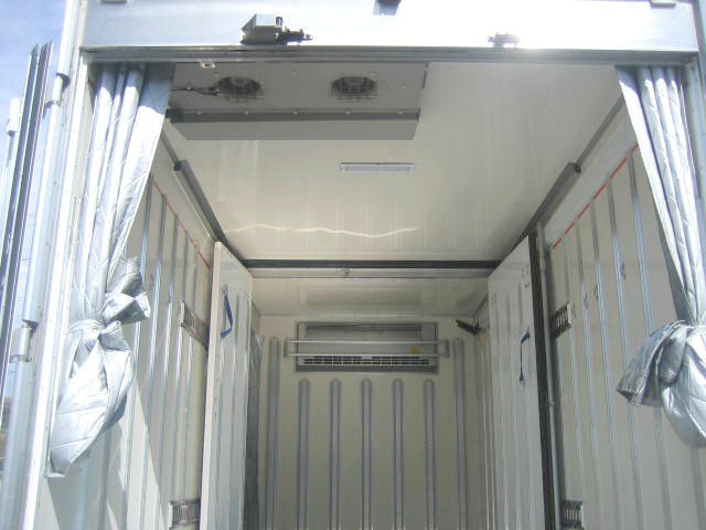 いすゞ エルフ 小型 冷凍冷蔵バン 2RG-NPR88AN(95942) 8枚目