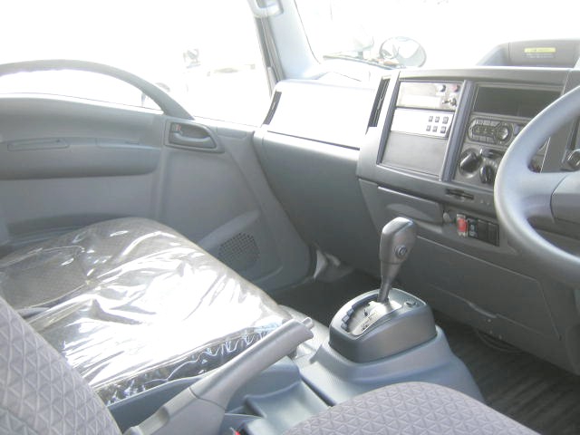 いすゞ エルフ 小型 冷凍冷蔵バン 2RG-NPR88AN(95942) 28枚目