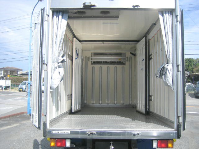 いすゞ エルフ 小型 冷凍冷蔵バン 2RG-NPR88AN(95942) 5枚目