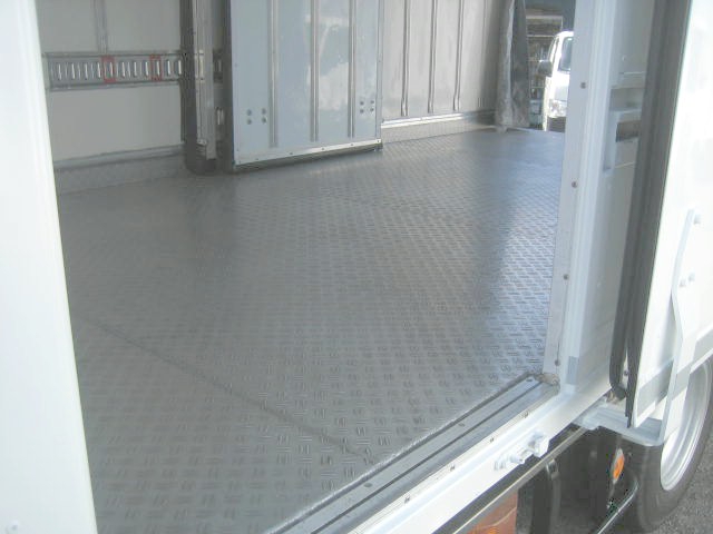 いすゞ エルフ 小型 冷凍冷蔵バン 2RG-NPR88AN(95943) 12枚目