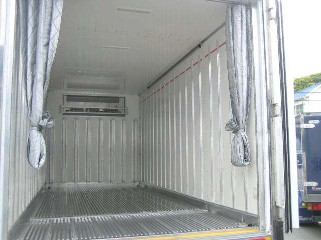 いすゞ エルフ 小型 冷凍冷蔵バン TRG-NPR85AN(95944) 7枚目