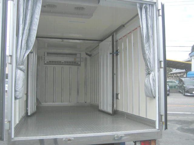 いすゞ エルフ 小型 冷凍冷蔵バン 2RG-NPR88AN(95945) 7枚目