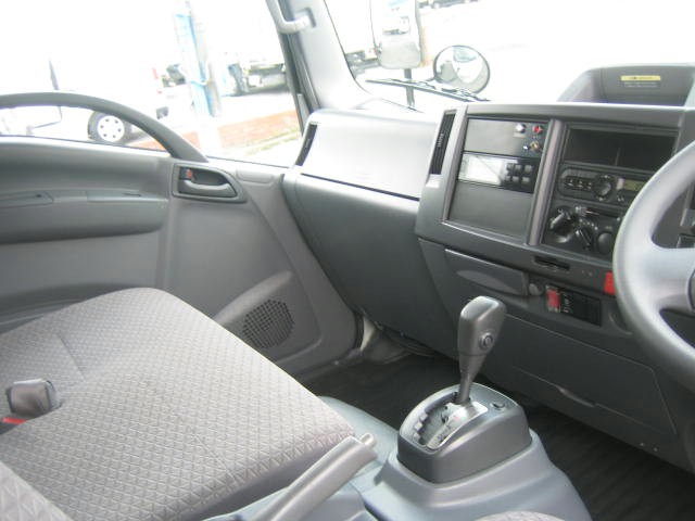 いすゞ エルフ 小型 冷凍冷蔵バン 2RG-NPR88AN(95945) 30枚目