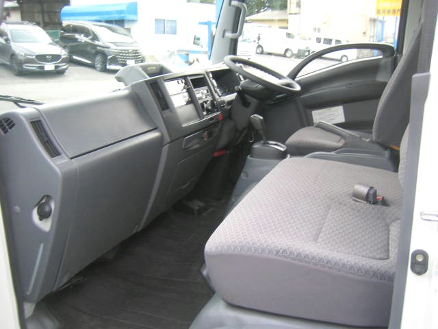 いすゞ エルフ 小型 冷凍冷蔵バン 2RG-NPR88AN(95945) 29枚目