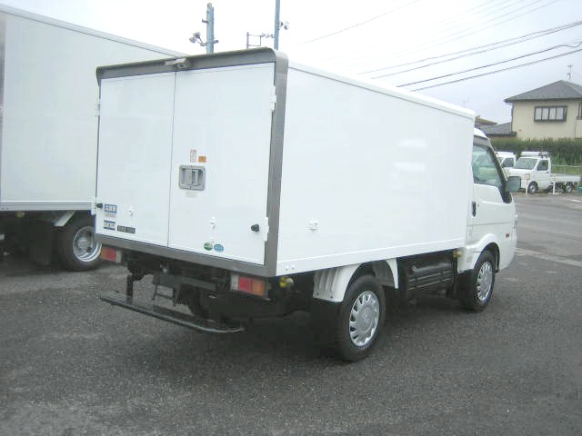 マツダ ボンゴ 小型 冷凍冷蔵バン DBF-SLP2T(95946) 3枚目