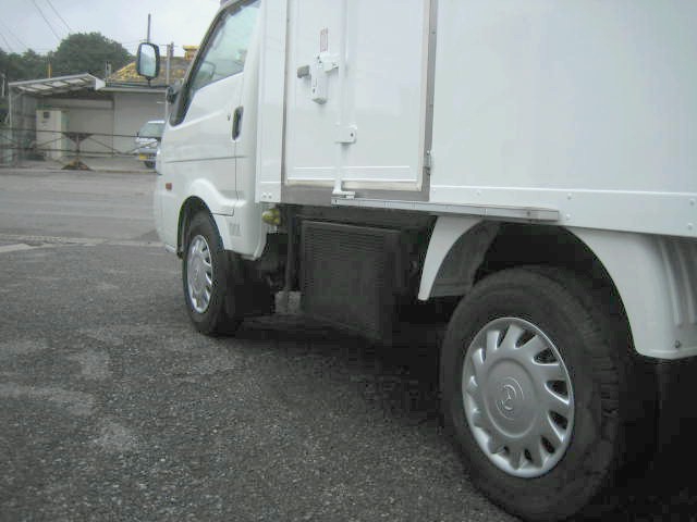 マツダ ボンゴ 小型 冷凍冷蔵バン DBF-SLP2T(95946) 13枚目