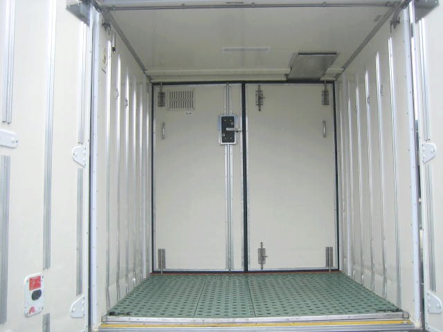いすゞ エルフ 小型 冷凍冷蔵バン TRG-NLR85AN(95948) 8枚目