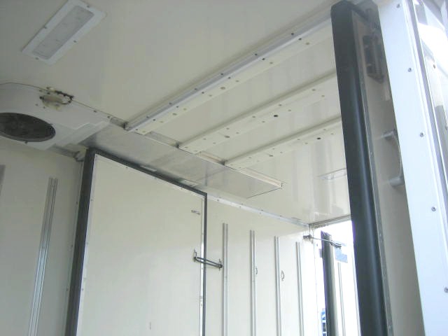 いすゞ エルフ 小型 冷凍冷蔵バン TRG-NLR85AN(95949) 12枚目