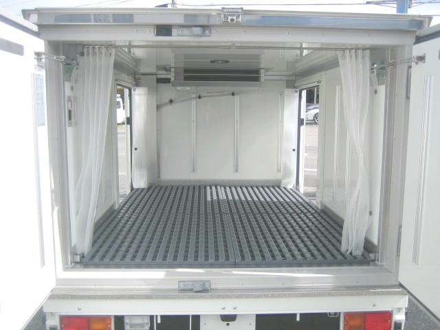 マツダ ボンゴ 小型 冷凍冷蔵バン 5BF-403F(95956) 10枚目