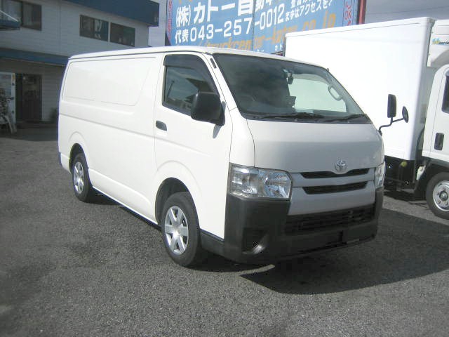 トヨタ ハイエース 小型 冷凍冷蔵バン CBF-TRH200V(95958) 2枚目