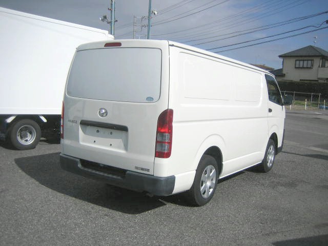 トヨタ ハイエース 小型 冷凍冷蔵バン CBF-TRH200V(95958) 3枚目
