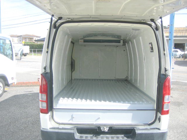 トヨタ ハイエース 小型 冷凍冷蔵バン CBF-TRH200V(95958) 5枚目