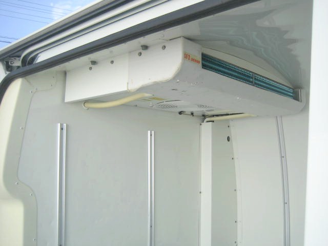 トヨタ ハイエース 小型 冷凍冷蔵バン CBF-TRH200V(95958) 10枚目