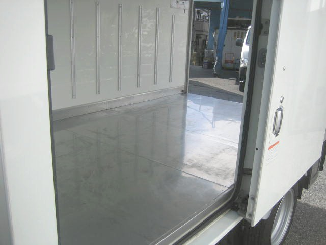 トヨタ トヨエース 小型 冷凍冷蔵バン LDF-KDY231(95965) 9枚目
