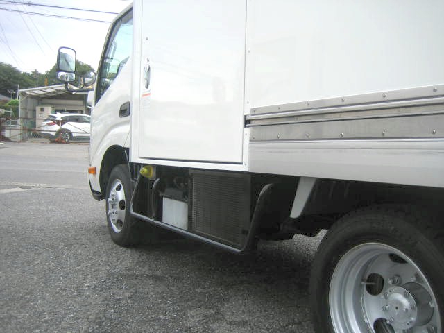 トヨタ トヨエース 小型 冷凍冷蔵バン LDF-KDY231(95967) 13枚目