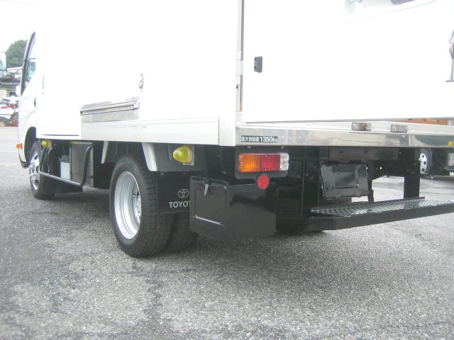 トヨタ トヨエース 小型 冷凍冷蔵バン LDF-KDY231(95967) 14枚目