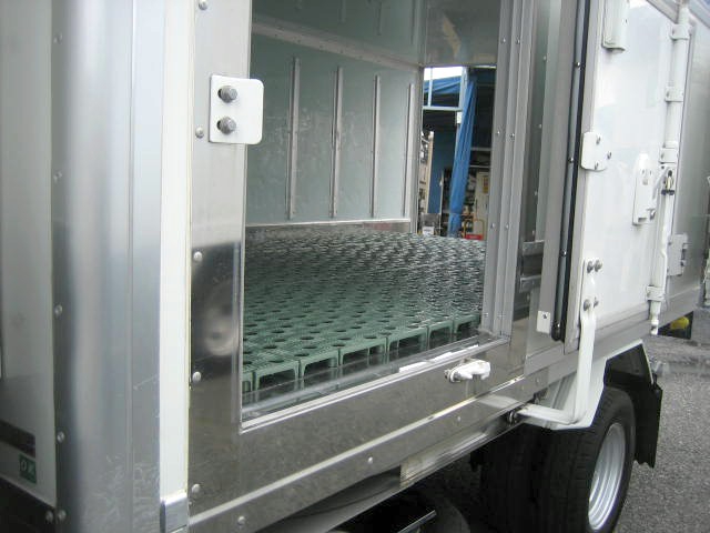 いすゞ エルフ 小型 冷凍冷蔵バン TPG-NHR85AN(95969) 11枚目