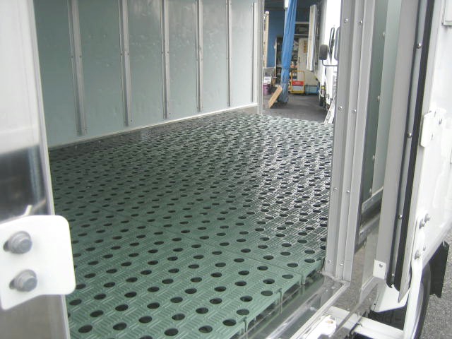 いすゞ エルフ 小型 冷凍冷蔵バン TPG-NHR85AN(95969) 12枚目