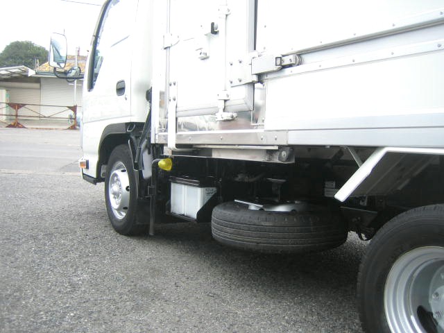 いすゞ エルフ 小型 冷凍冷蔵バン TPG-NHR85AN(95969) 15枚目